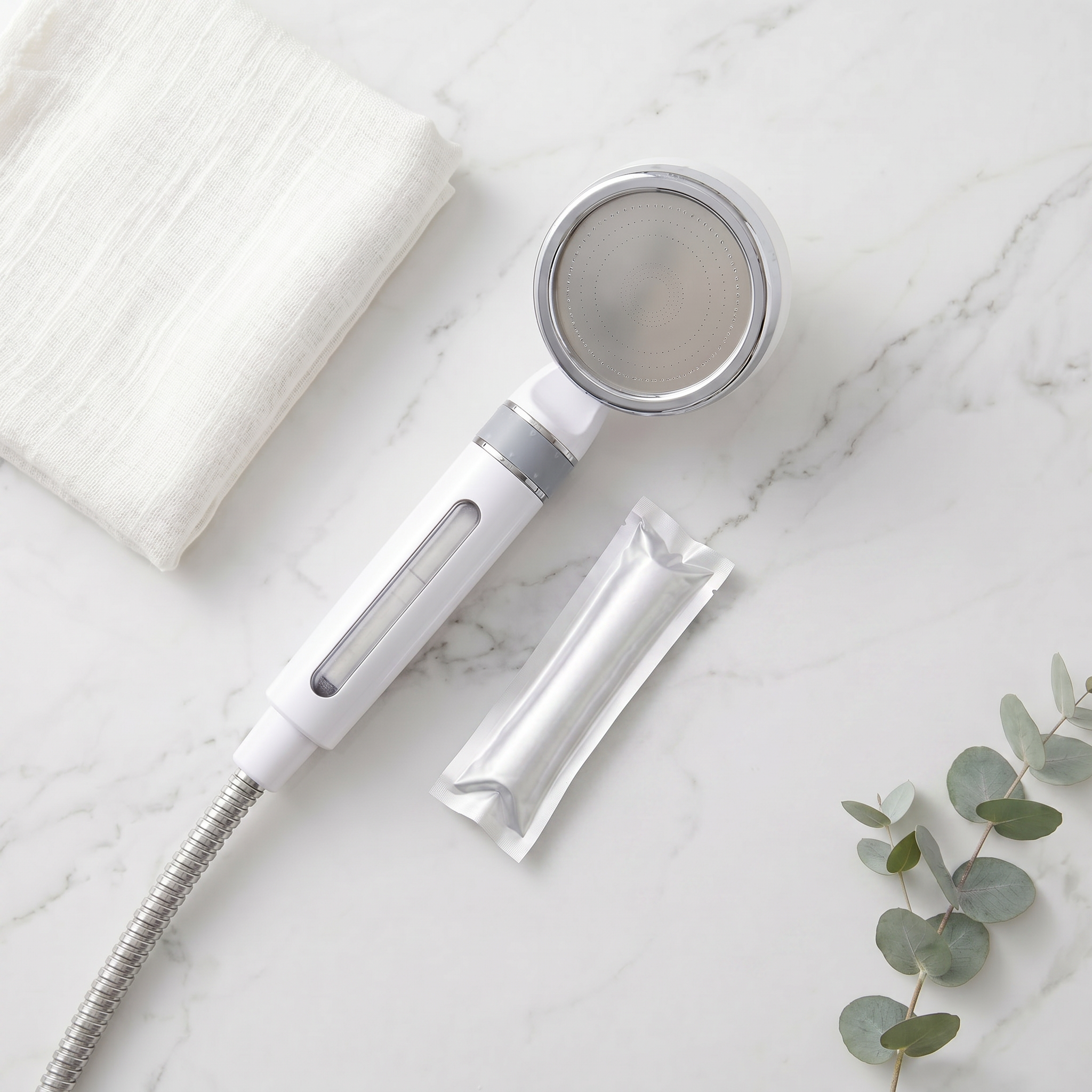 The Essentials | Filtered Shower Head + 1 Extra Filter (3 Months)